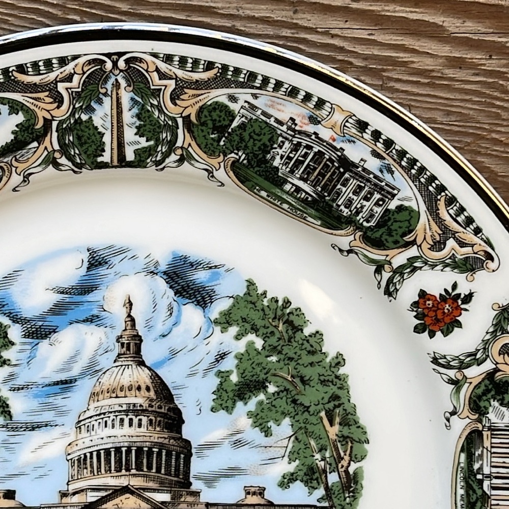Vintage Souvenir Plate Featuring The Capitol Washington D.C. - Picture 3 of 11